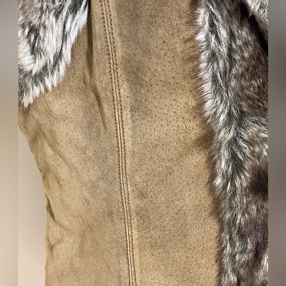 NWOT Live A Little Brown Leather Vest - Picture 7 of 15